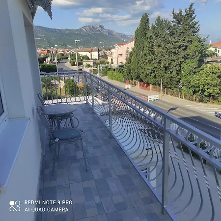 Mmm Kastela
