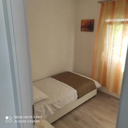 Mmm * Kastela